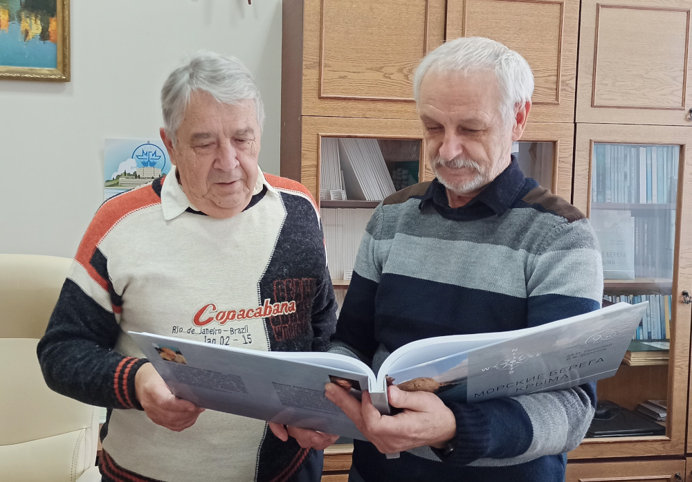 Лауреаты Госпремии