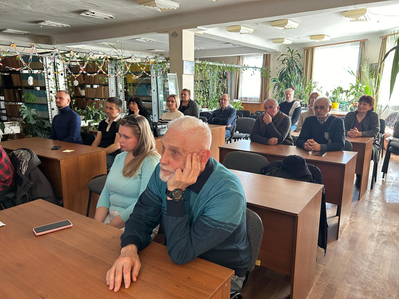 Археологи Херсонеса поделились с МГИ опытом прибрежных исследований