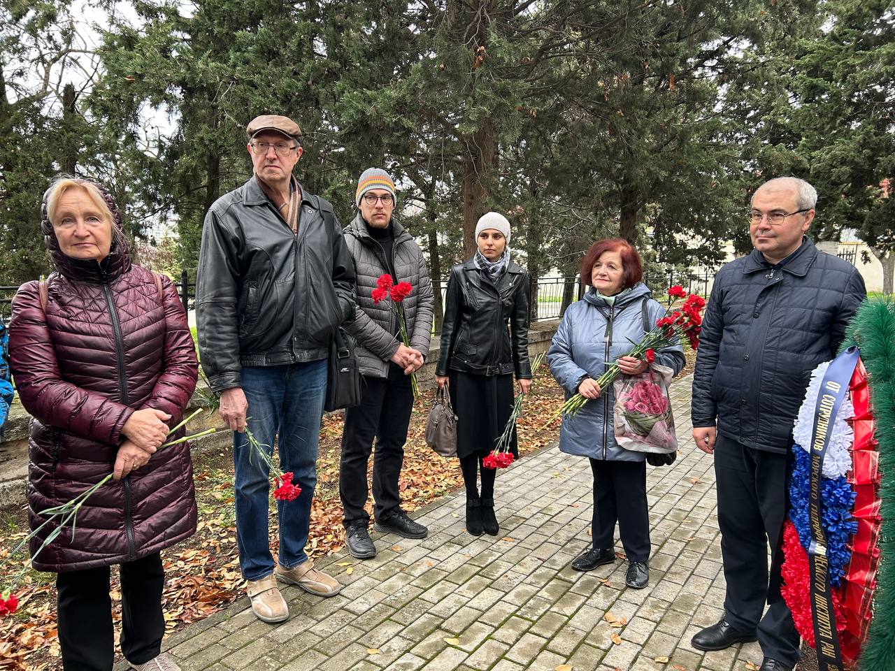 В МГИ почтили память академика А.Г. Колесникова