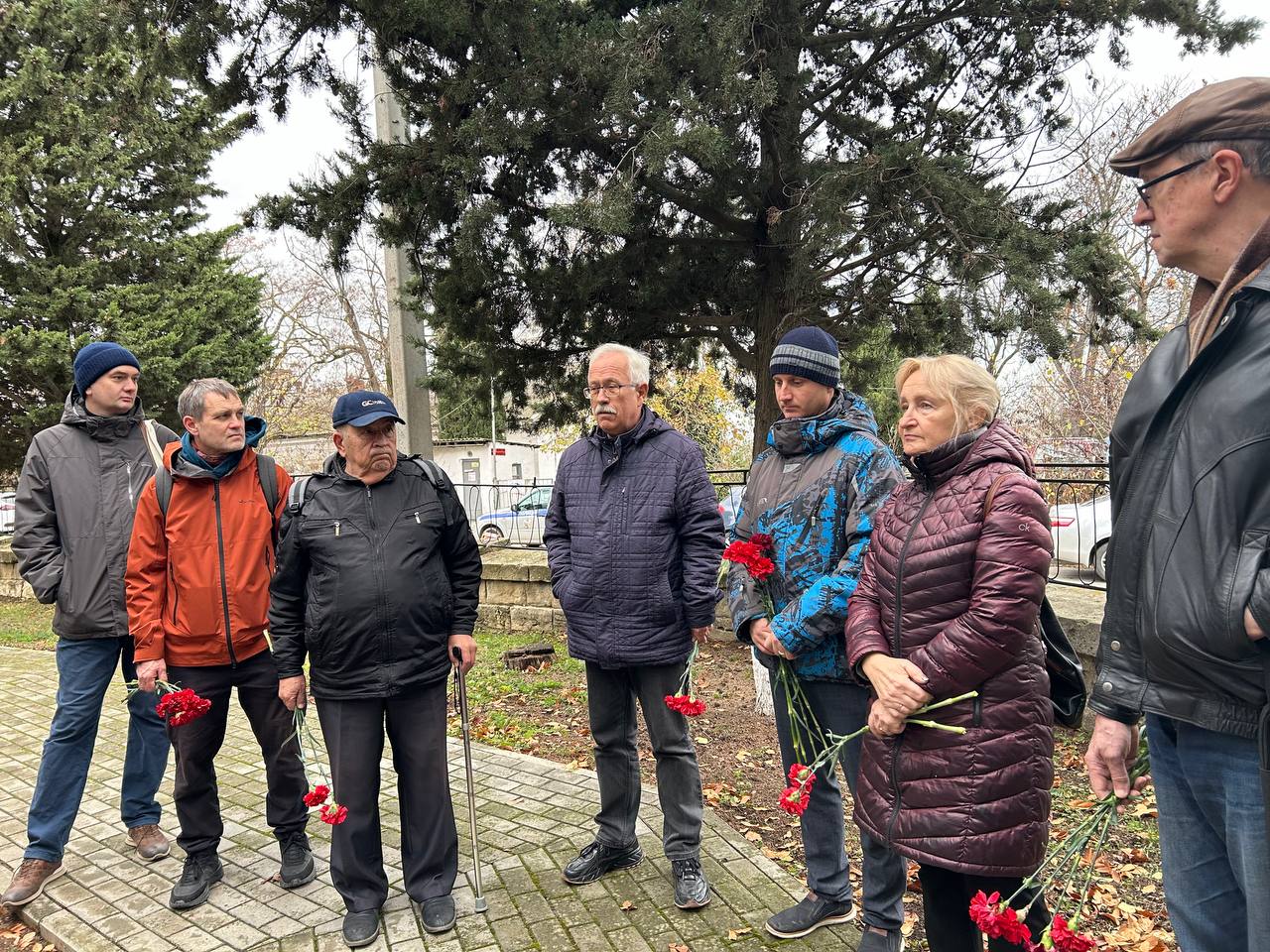 В МГИ почтили память академика А.Г. Колесникова